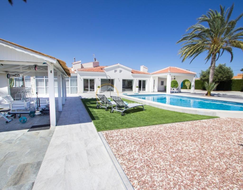 Villa Pyeranch Torrevieja Exteriér fotografie